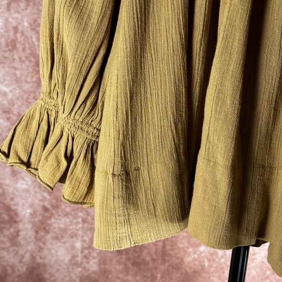 Suzi Kondi Mustard Off-Shoulder Blouse - Picture 2 of 5